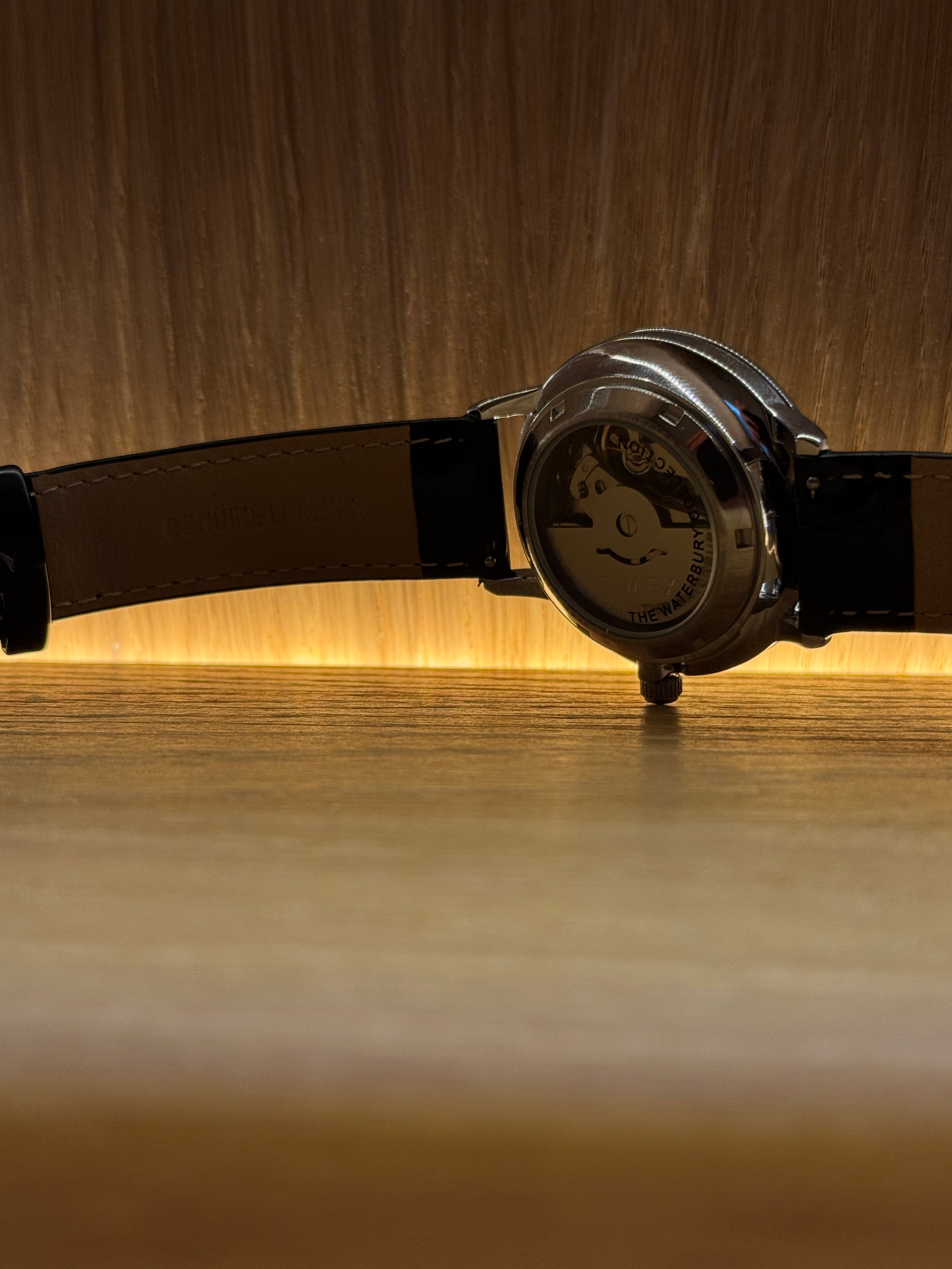 Timex Waterbury Automatic, exhibition caseback with visible automatic movement