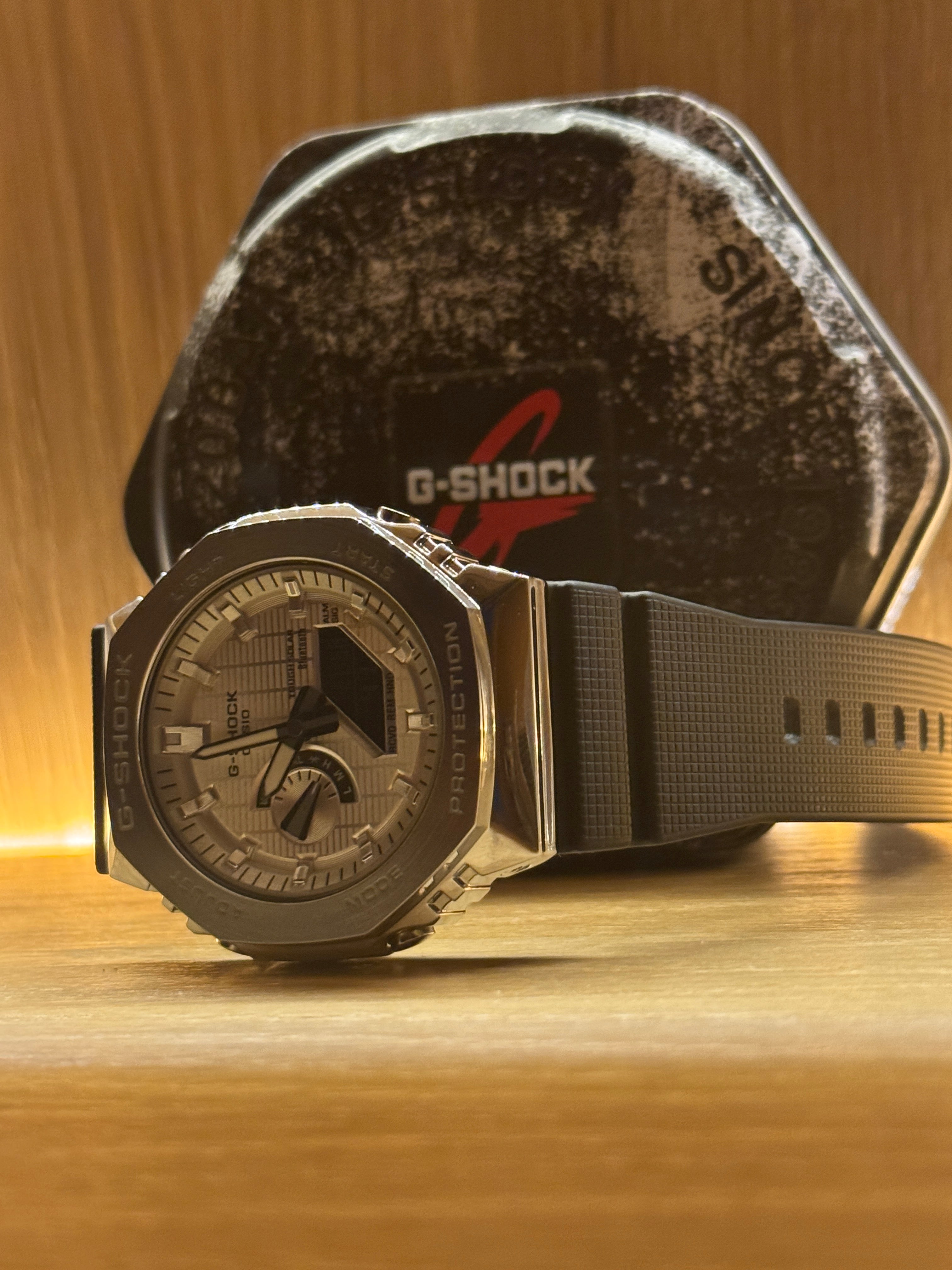 ABA Custom Build 'Silver Phantom' — caseback and clasp detail