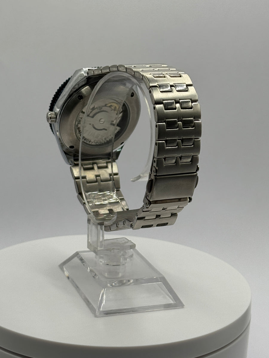 Timex M79 Automatic TW2U29500, navy and red bezel, steel mesh bracelet, view 6