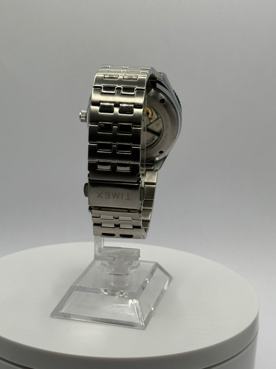Timex M79 Automatic TW2U29500, navy and red bezel, steel mesh bracelet, view 5