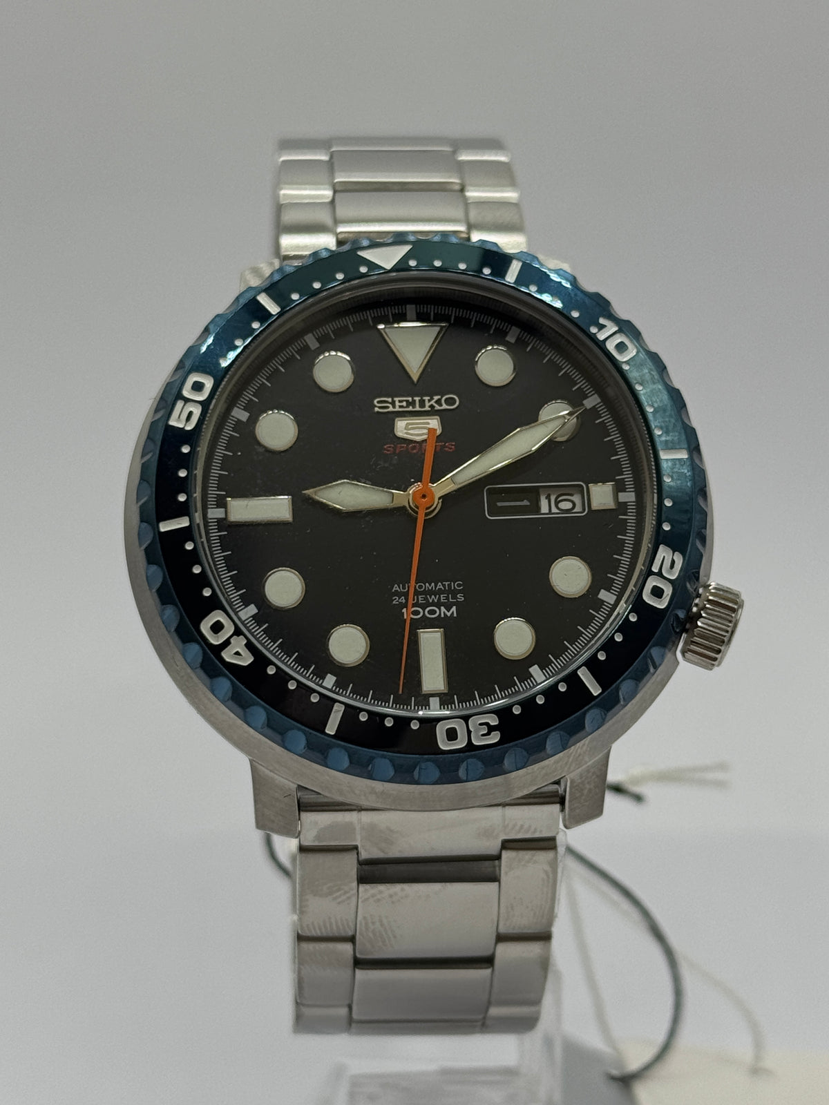 Seiko 5 Sports Bottle Cap SRPC63J1, navy dial and blue bezel - front view