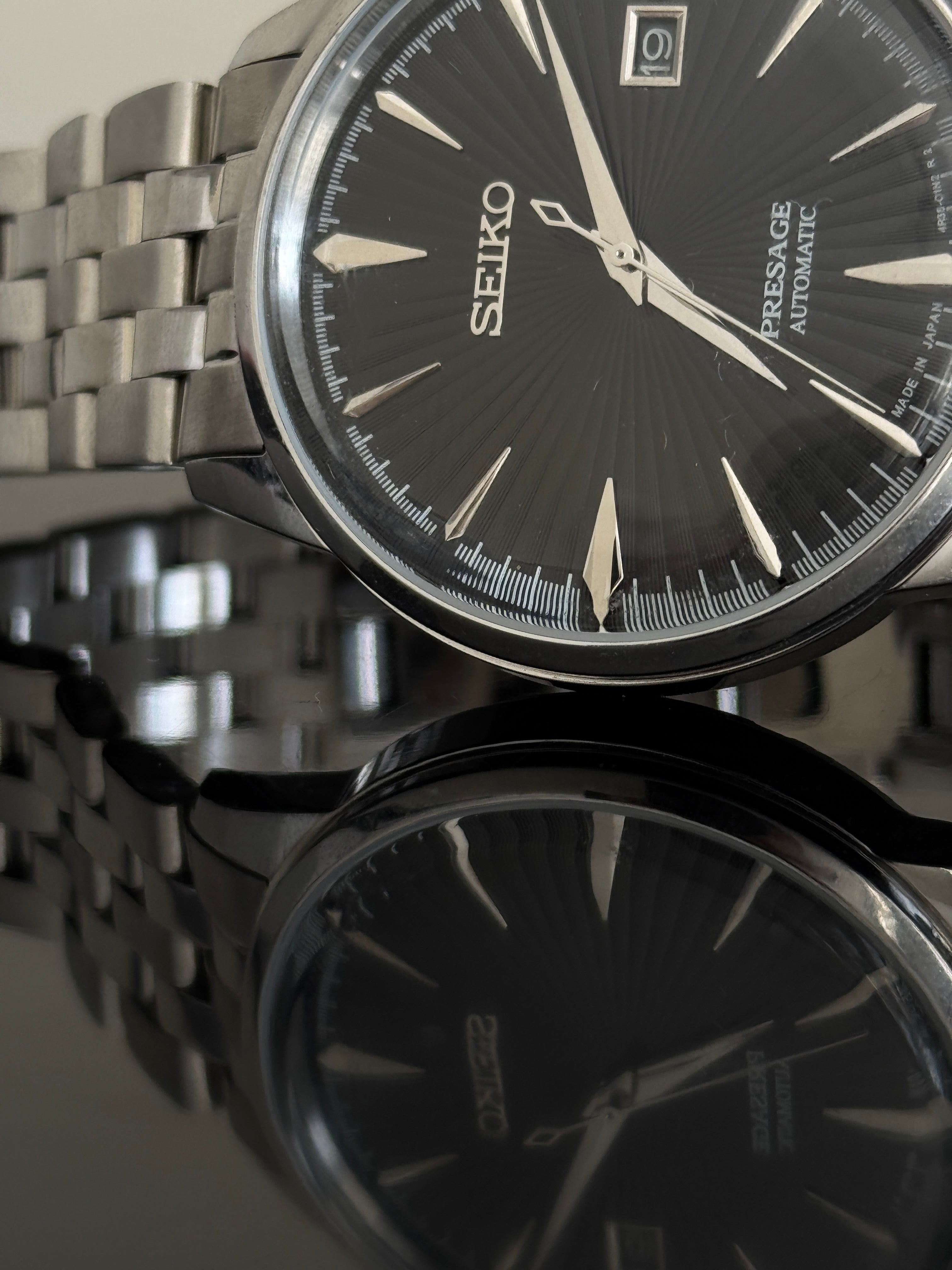 Seiko Presage Cocktail Time SRPE17J1 — stainless steel case and bracelet profile
