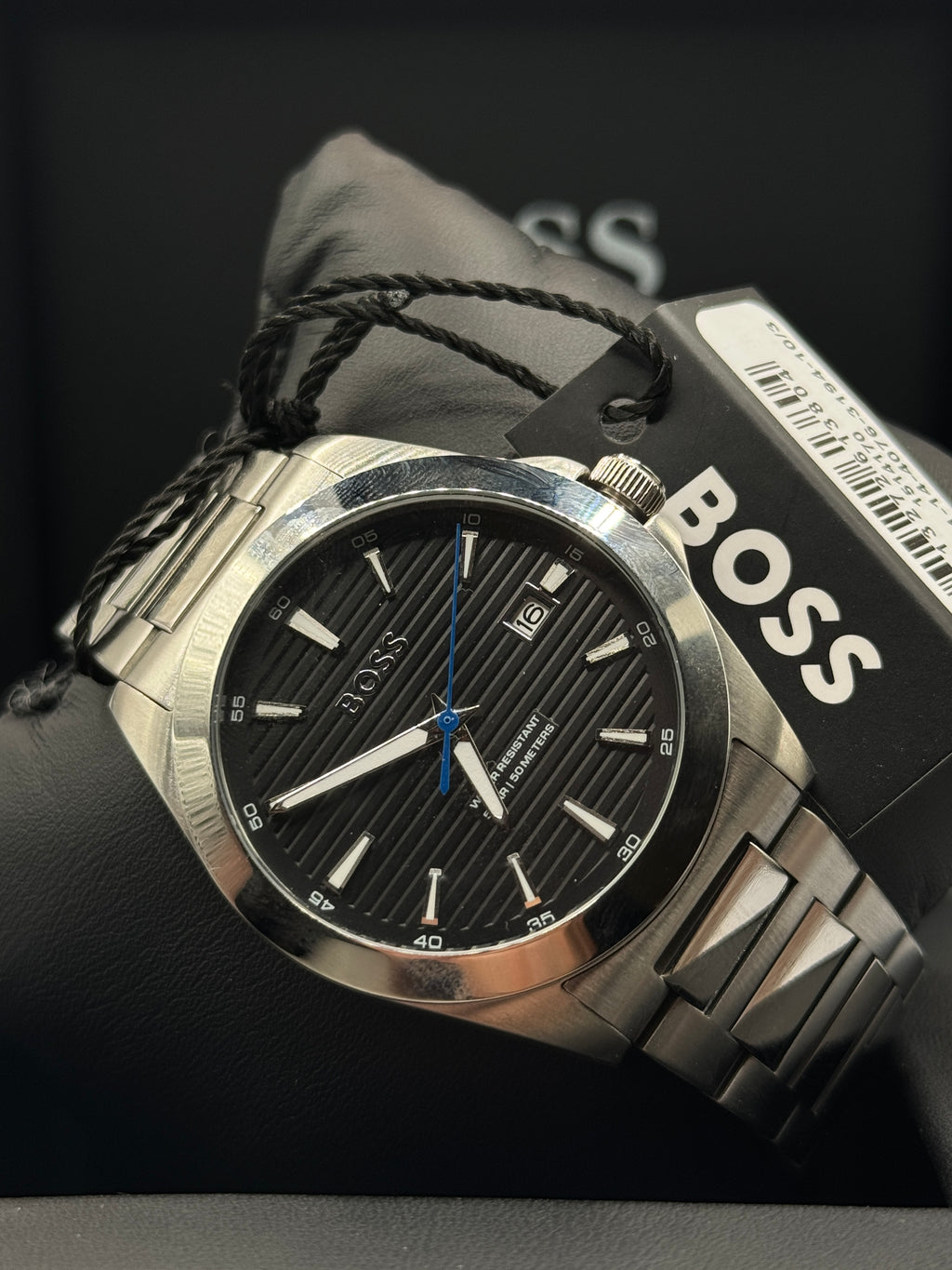 The Gentleman's BOSS Strike | Jet Black Linear Dial & Stainless Steel Bracelet (1513903)