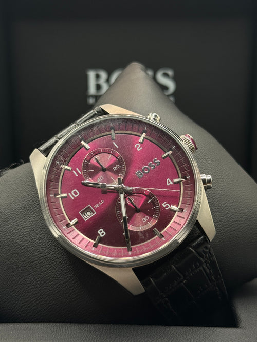 Hugo BOSS Skytraveller 1514193, deep purple sunray dial and chronograph sub-dials