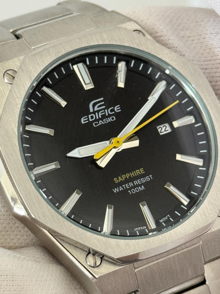 Casio Edifice black dial detail
